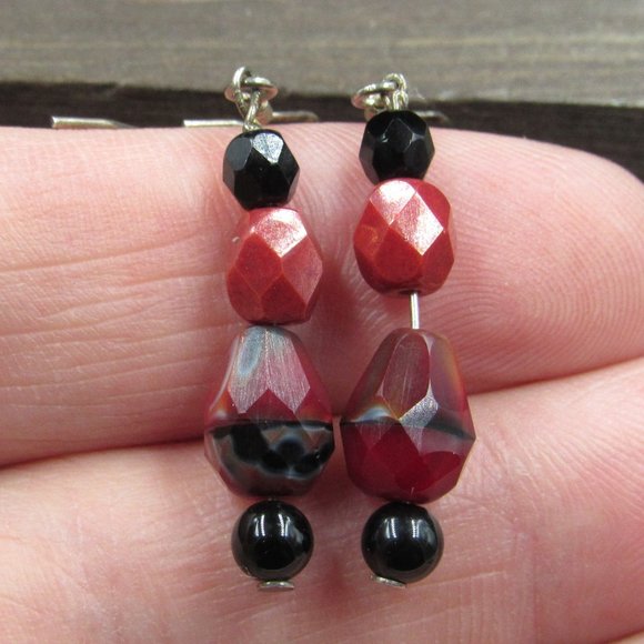 Jewelry - Sterling Silver Red Black Faceted Stone Dangle Earrings Vintage